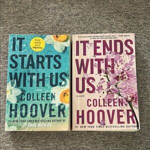 Colleen Hoover Book Set - Blue and Pink Covers